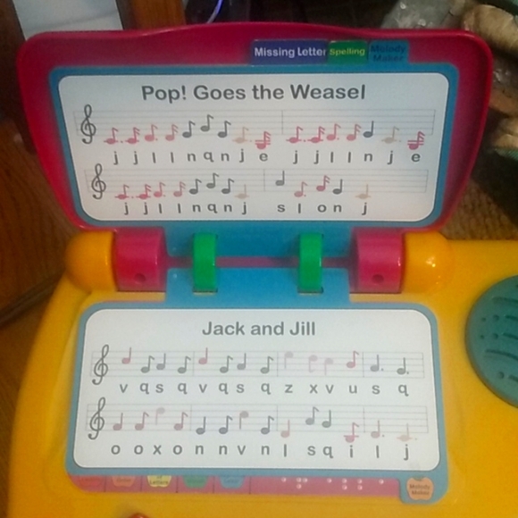 VTech Flip For Phonics Electronic Learning Board - Picture 3 of 5